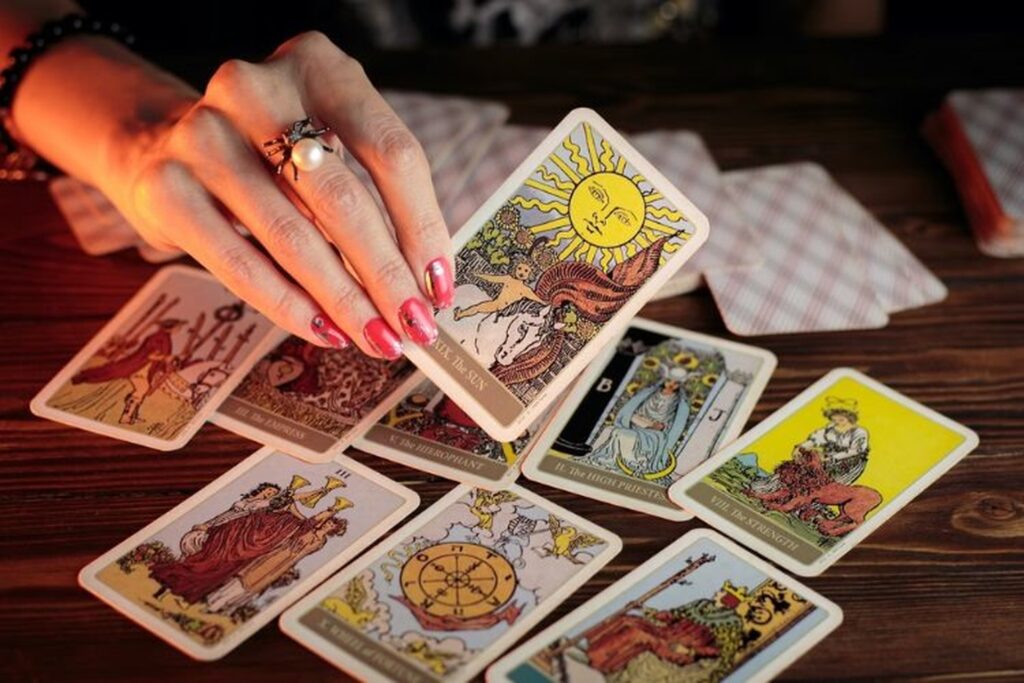 Khám Phá Bói Bài Tarot Online Miễn Phí: Hướng Dẫn Chi Tiết